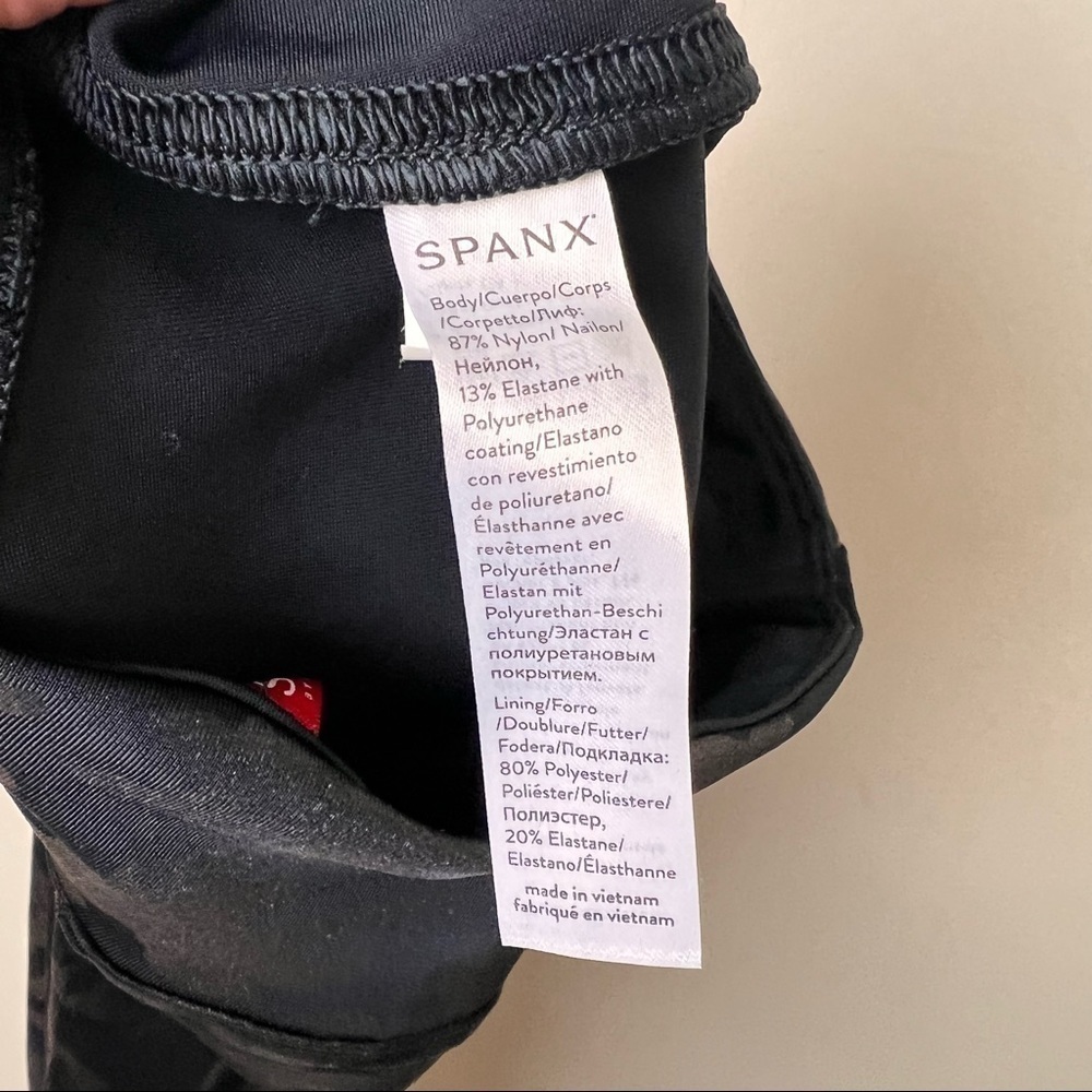Spanx Faux Leather Camo Leggings - Picture 9 of 11